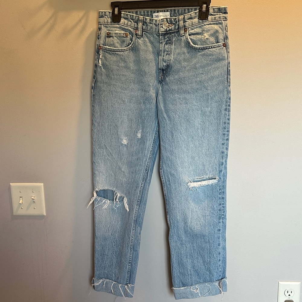 Zara Light Blue Distressed Ankle Jeans